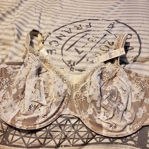 Lane Bryant. New with tag lace bra tan 40H